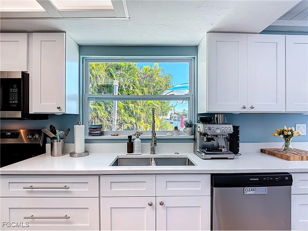 5442 Martin Cove Bokeelia FL 33922 2025021978 image19