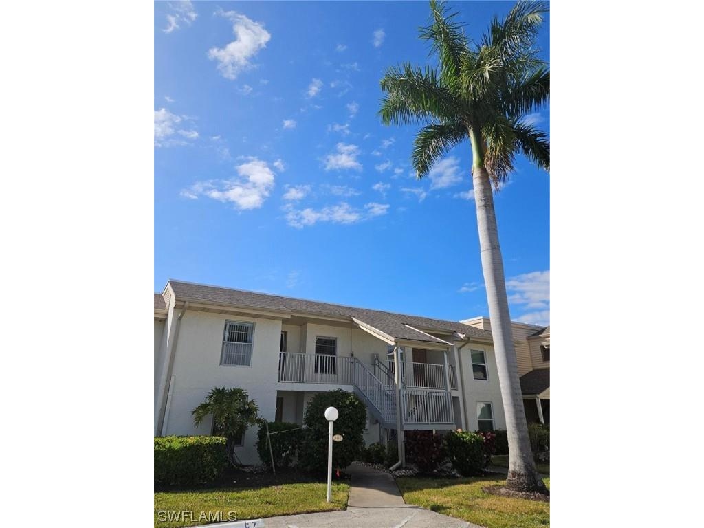 5445 Peppertree Drive #12 Fort Myers FL 33908 224013687 image1