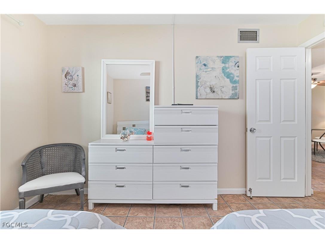 5445 Peppertree Drive #9 Fort Myers FL 33908 2026009636 image25