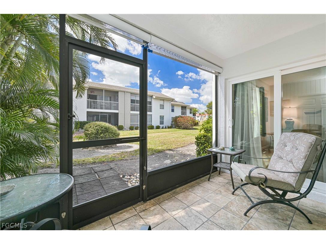 5445 Peppertree Drive #9 Fort Myers FL 33908 2026009636 image3