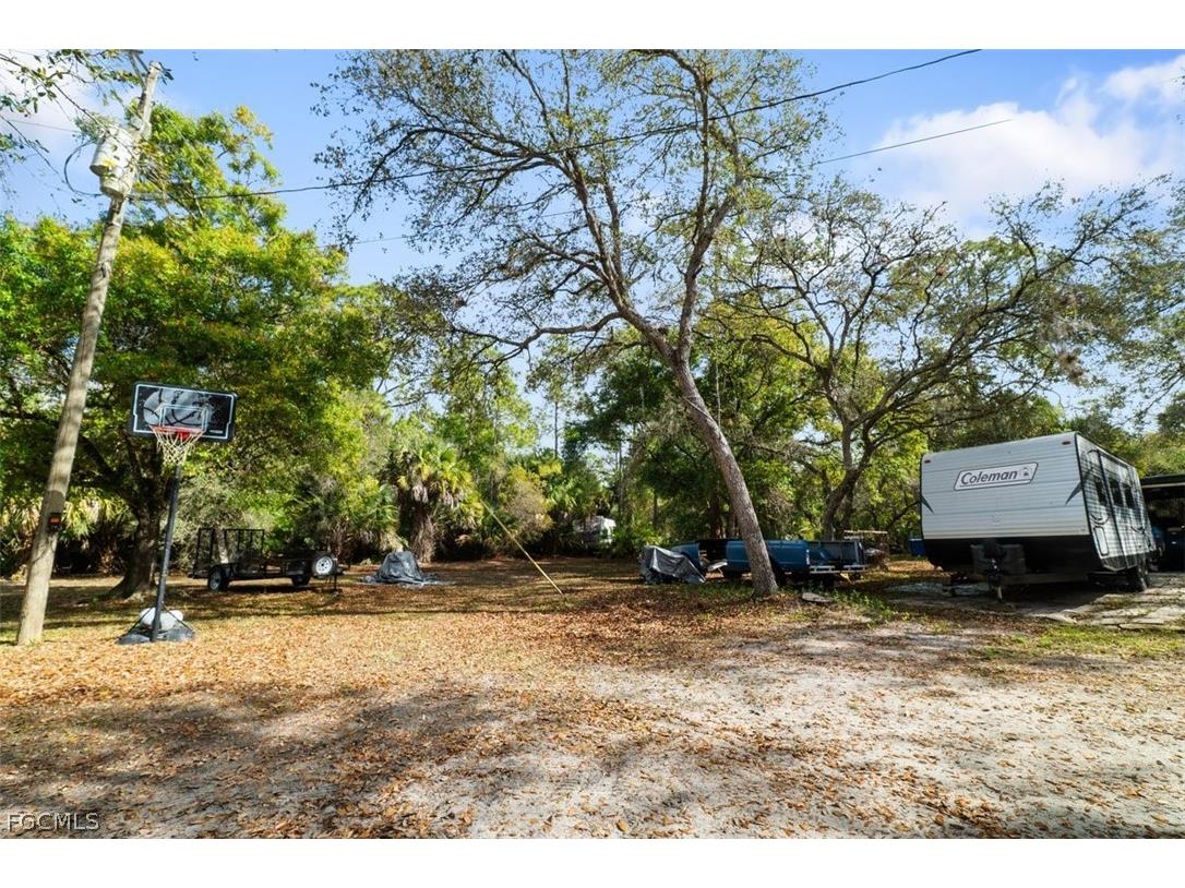 545 & 535 S Fronda Street Clewiston FL 33440 2026011871 image9
