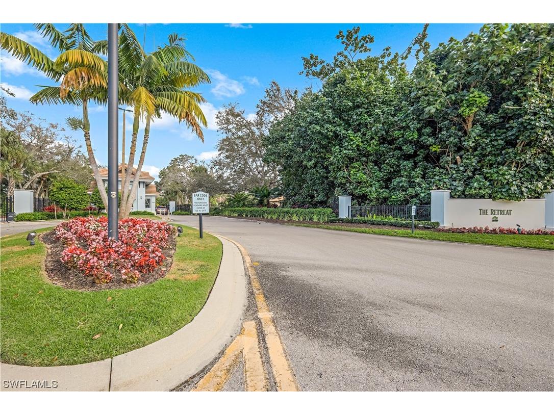 545 Lake Louise Circle #5-104 Naples FL 34110 224008417 image1