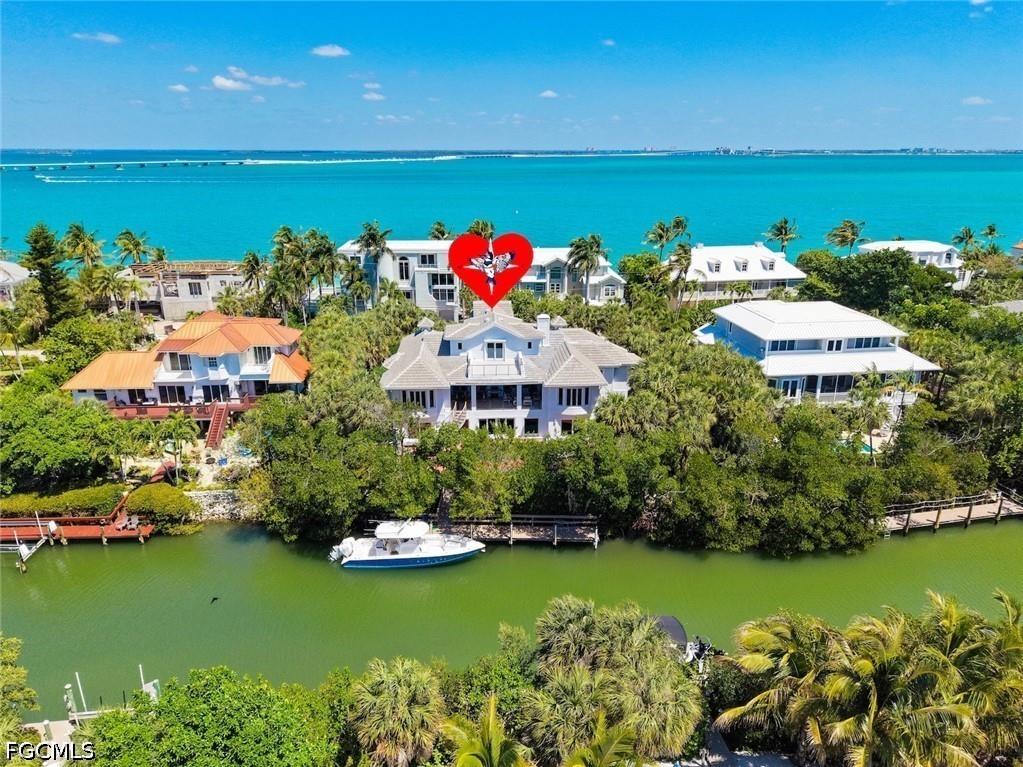 545 Lighthouse Way Sanibel FL 33957 2026017885 image1