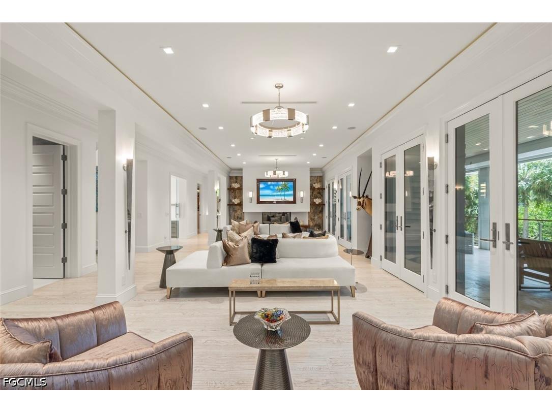 545 Lighthouse Way Sanibel FL 33957 2026017885 image10