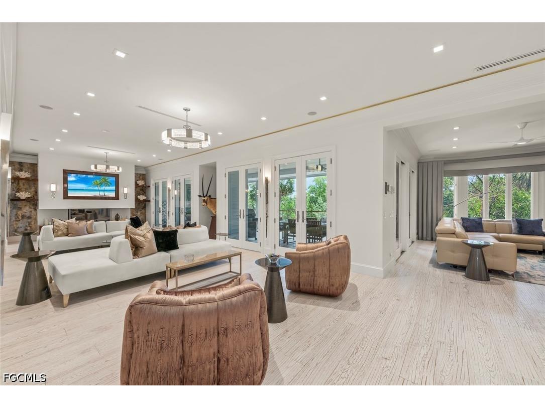 545 Lighthouse Way Sanibel FL 33957 2026017885 image13