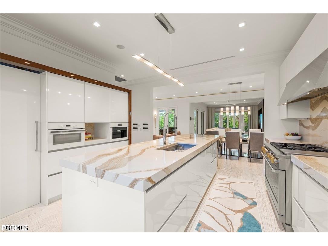 545 Lighthouse Way Sanibel FL 33957 2026017885 image19