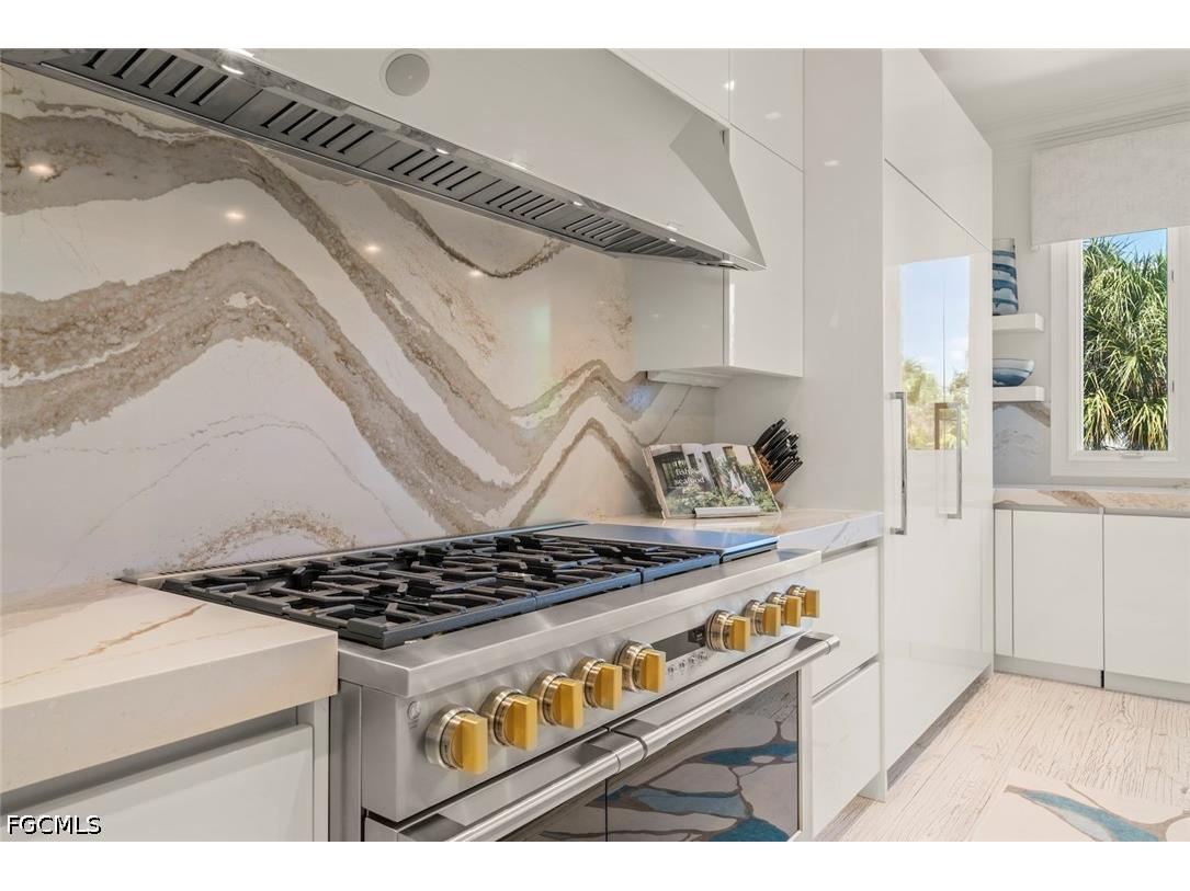 545 Lighthouse Way Sanibel FL 33957 2026017885 image20