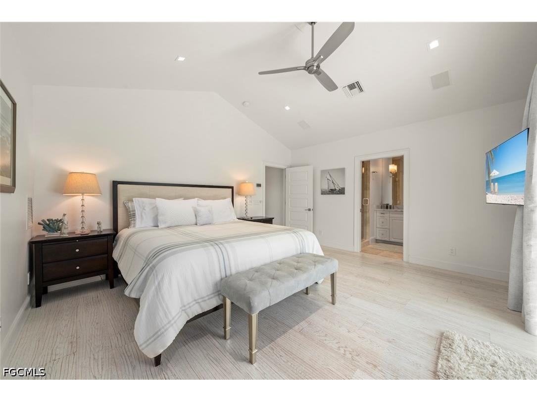 545 Lighthouse Way Sanibel FL 33957 2026017885 image33
