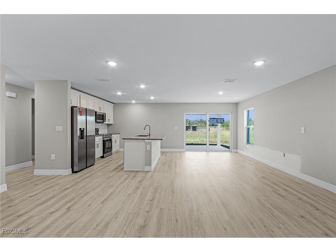 545 Oakshire Lane Lehigh Acres FL 33972 2026000972 image10