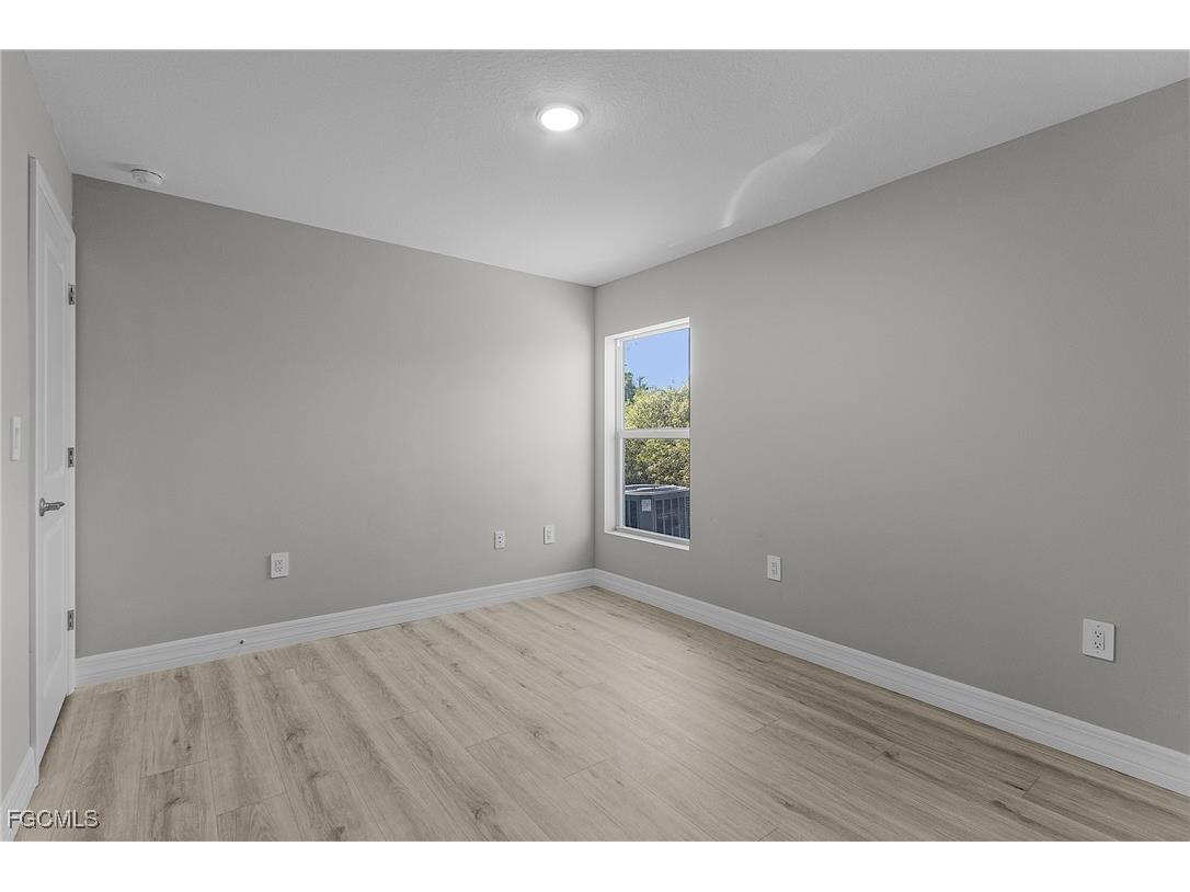 545 Oakshire Lane Lehigh Acres FL 33972 2026000972 image16