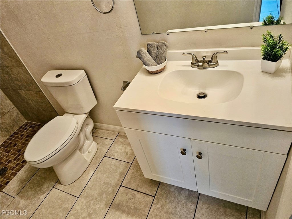 545 SE 4th Terrace Cape Coral FL 33990 2025014128 image15