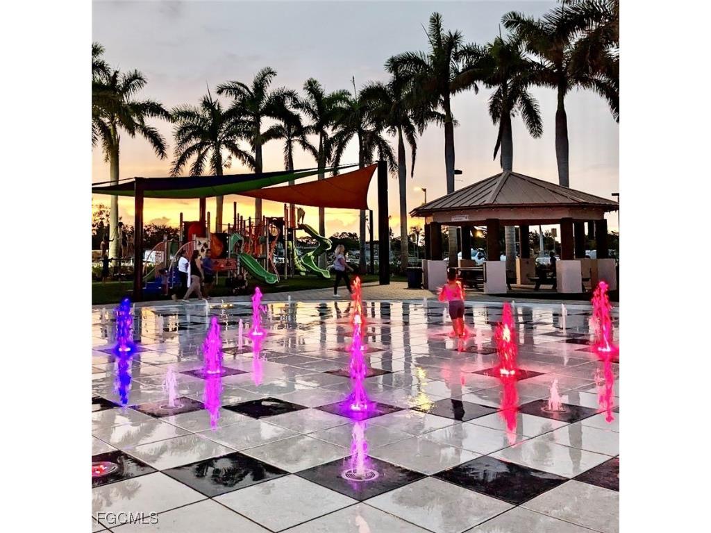 545 SE 4th Terrace Cape Coral FL 33990 2025014128 image32