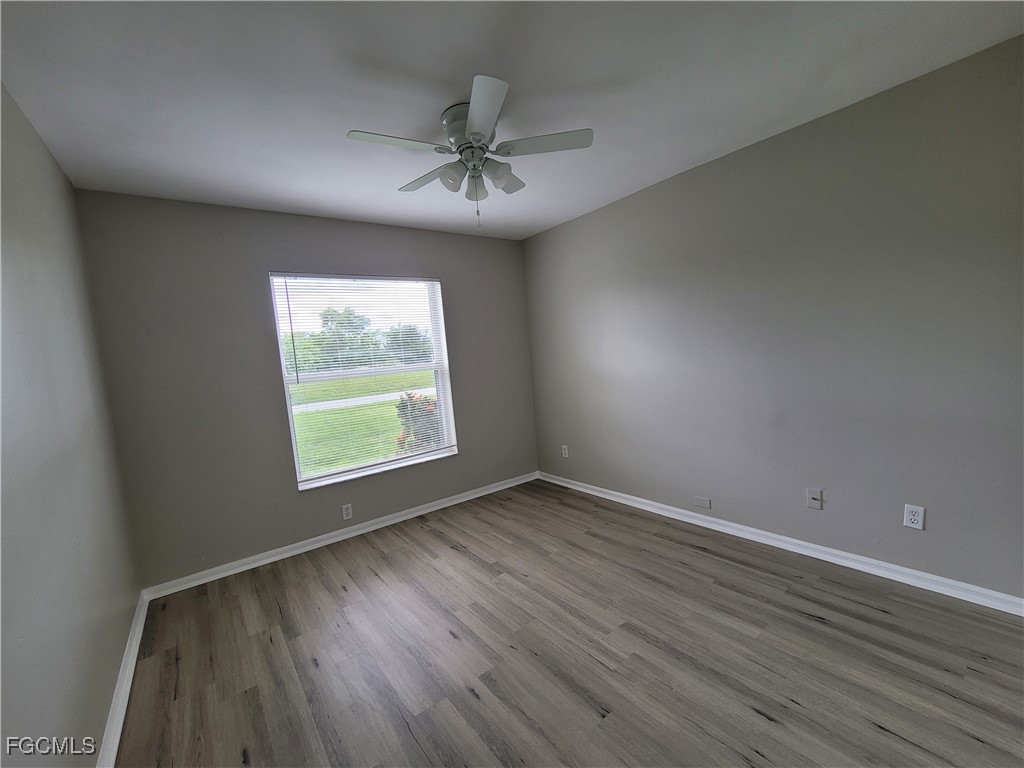 545 SE 6th Terrace Cape Coral FL 33990 2025017554 image10