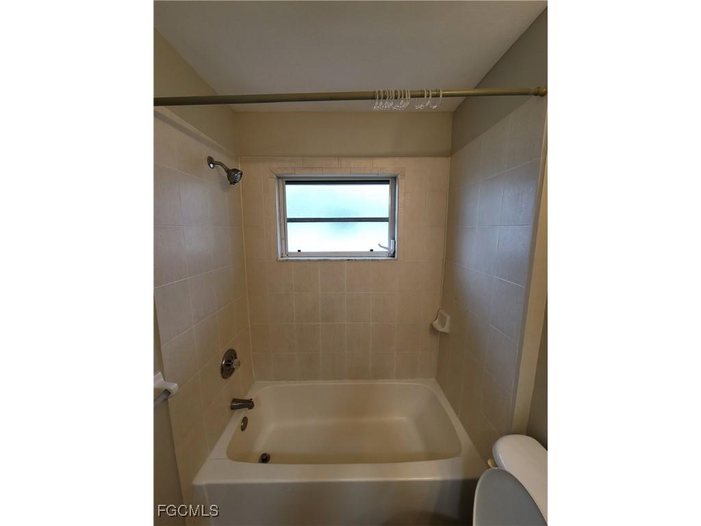 545 SE 6th Terrace Cape Coral FL 33990 2025017554 image13