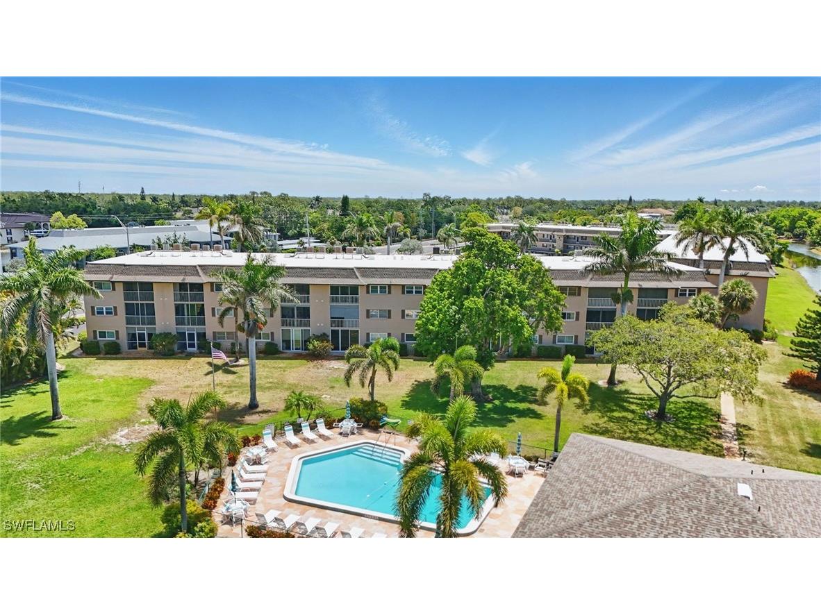 5451 Rattlesnake Hamm Road #D-305 Naples FL 34113 225075581 image1