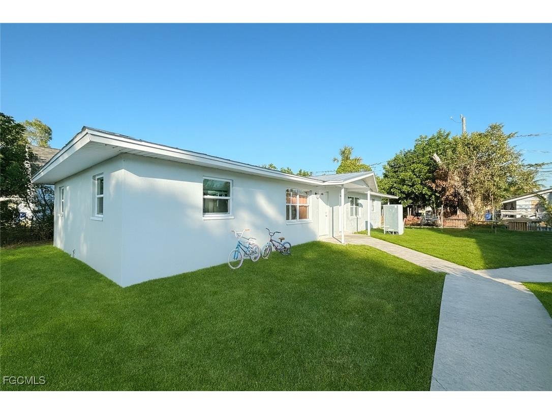 5453 11th Avenue Fort Myers FL 33907 2025023446 image1
