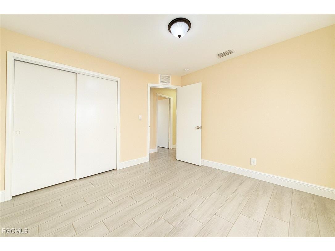 5453 11th Avenue Fort Myers FL 33907 2025023446 image11