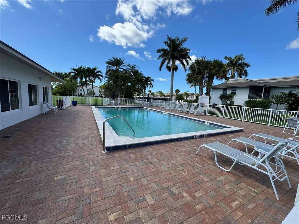 5455 Peppertree Drive #7 Fort Myers FL 33908 2025013077 image2