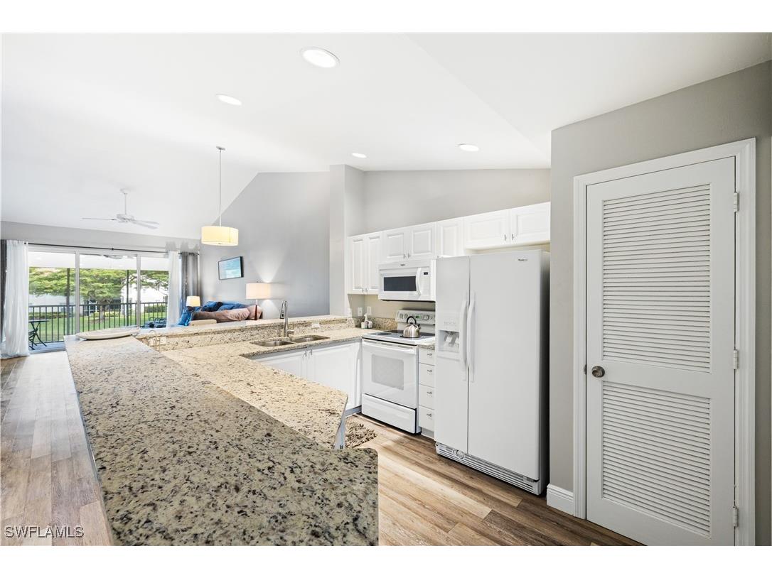5455 Worthington Lane #202 Naples FL 34110 226004242 image2
