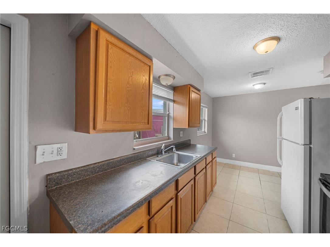 5458 5th Avenue Fort Myers FL 33907 2026013370 image8