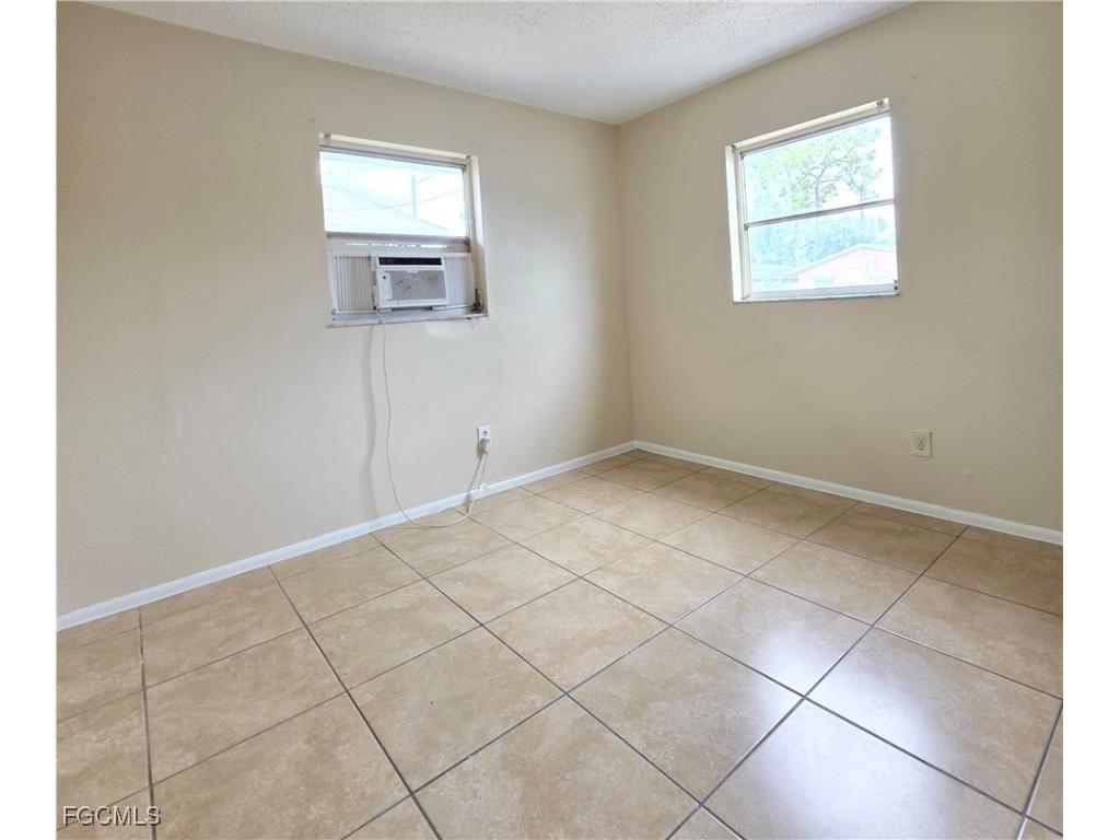 5458/5460 Tenth Avenue Fort Myers FL 33907 2025012684 image14