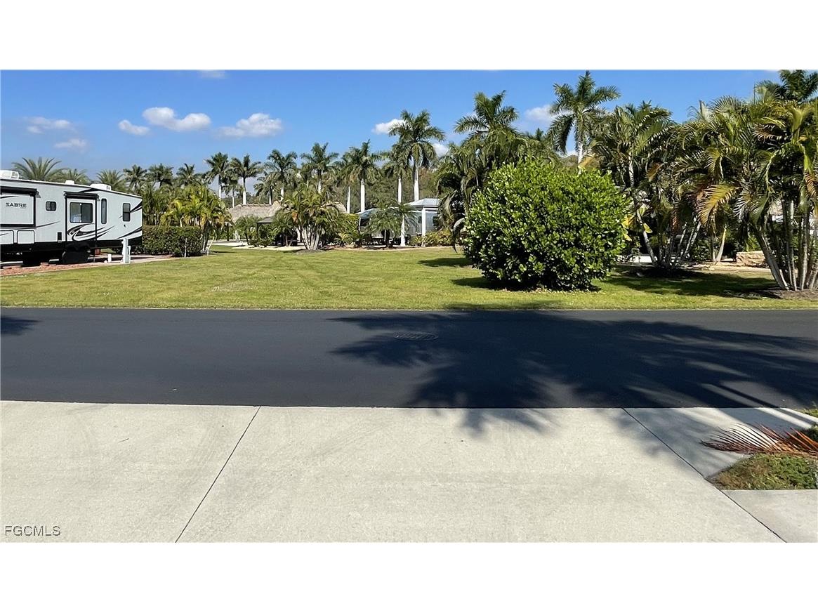 5459 Cypress Trail Resort Circle Fort Myers FL 33905 2025021579 image6