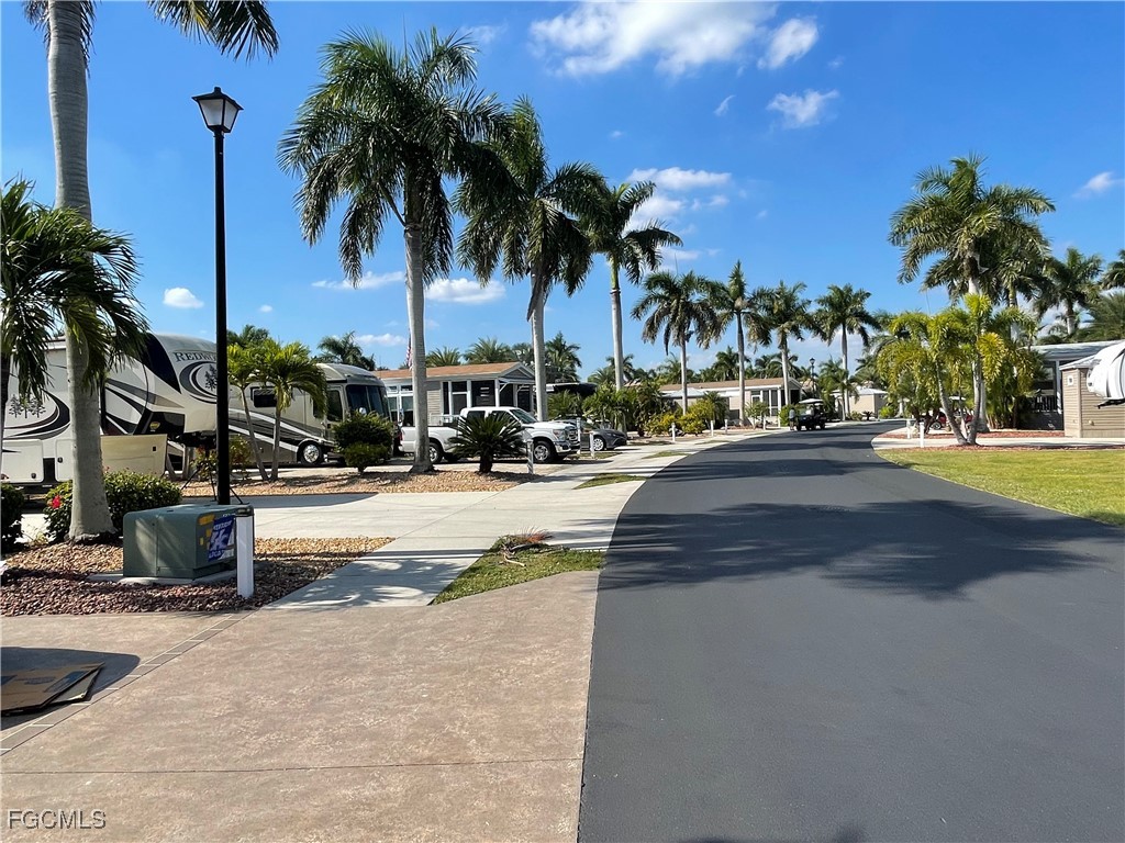 5459 Cypress Trail Resort Circle Fort Myers FL 33905 2025021579 image8