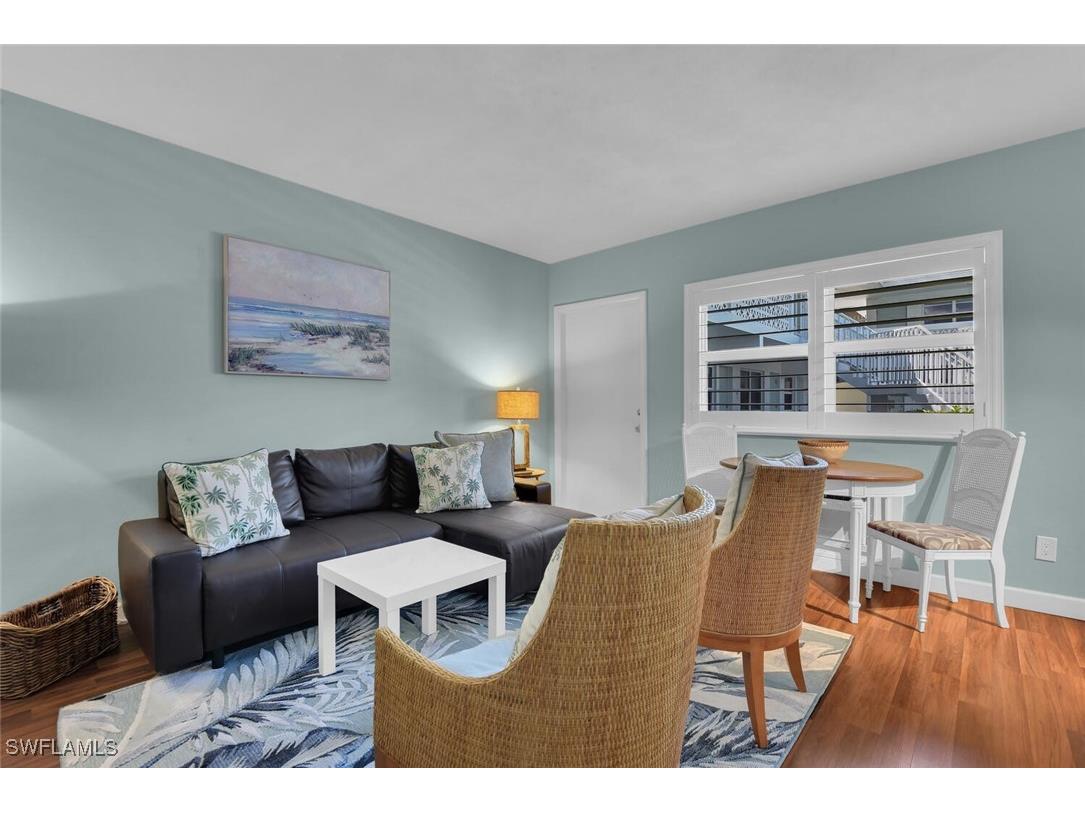 546 4th Avenue S #7 Naples FL 34102 225070459 image4