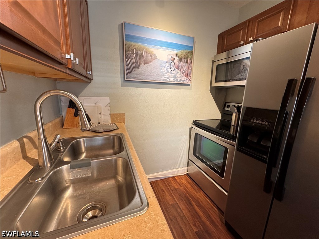 546 4th Avenue S #7 Naples FL 34102 226013677 image8