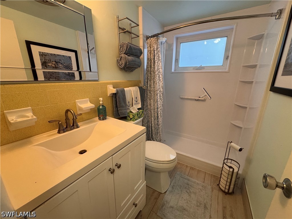 546 4th Avenue S #7 Naples FL 34102 226013677 image9