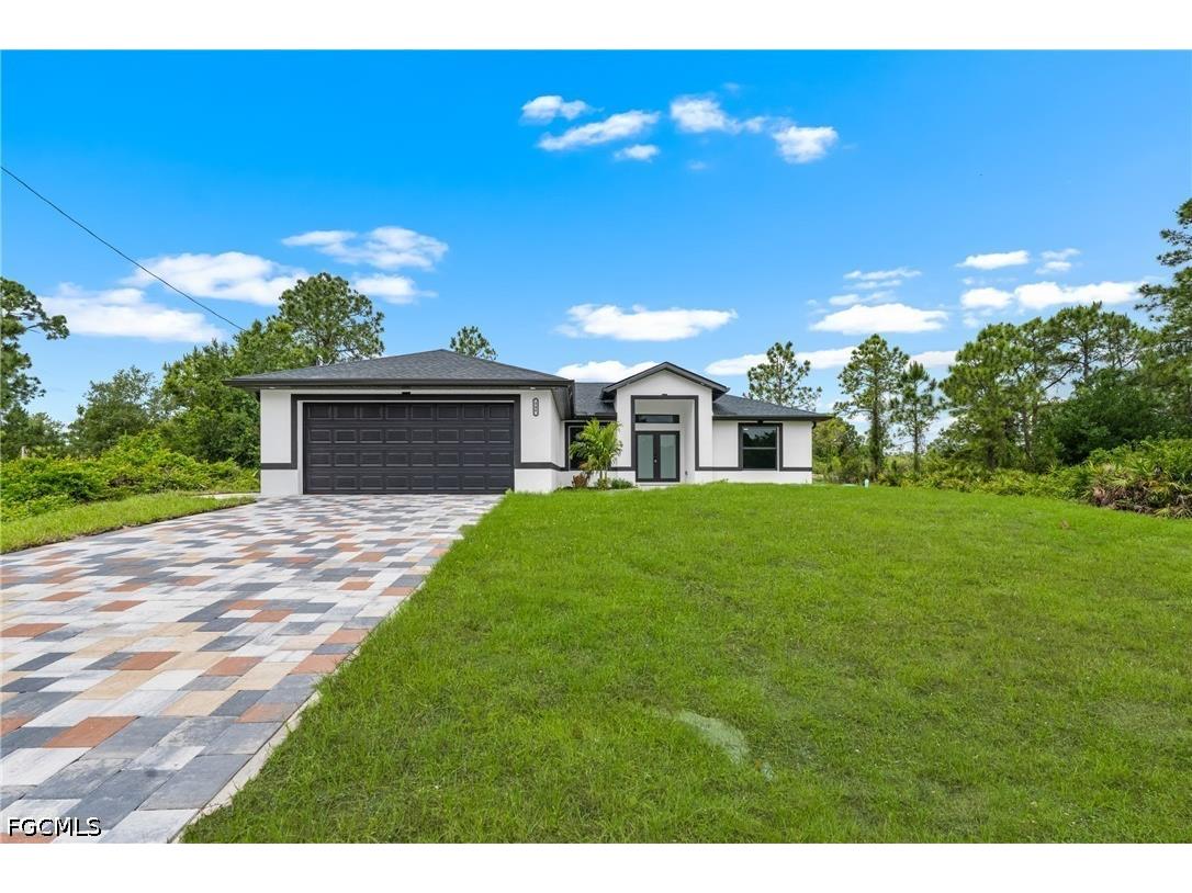 546 Genoa Avenue S Lehigh Acres FL 33974 2026022550 image2