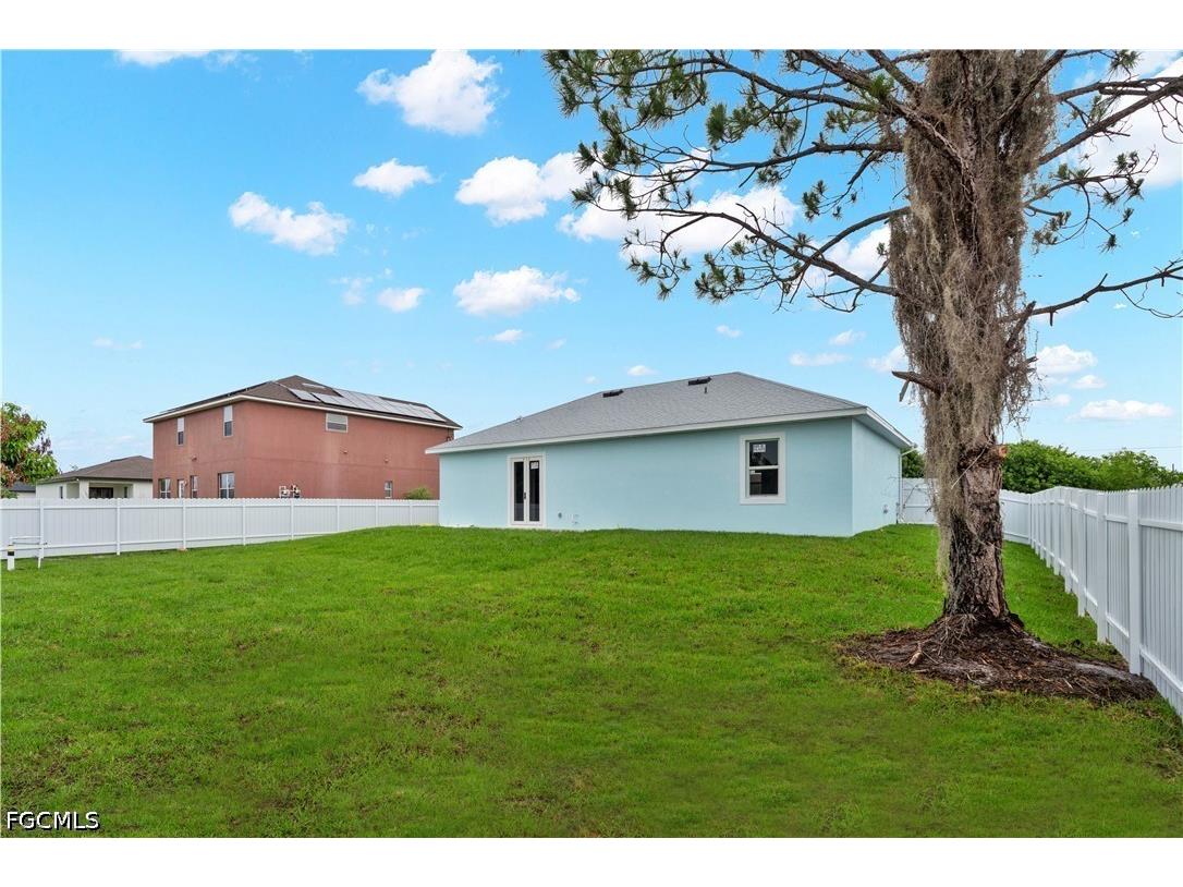 546 Louisville Street E Lehigh Acres FL 33974 2026023519 image35