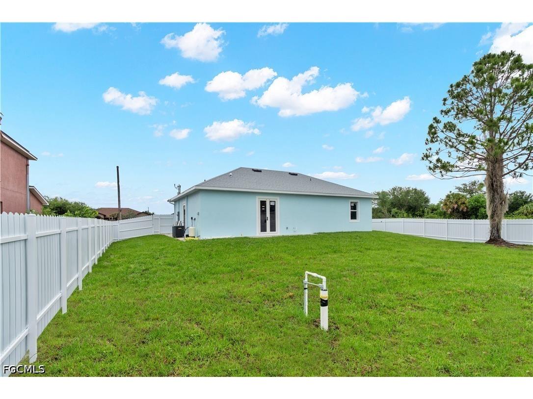 546 Louisville Street E Lehigh Acres FL 33974 2026023519 image39