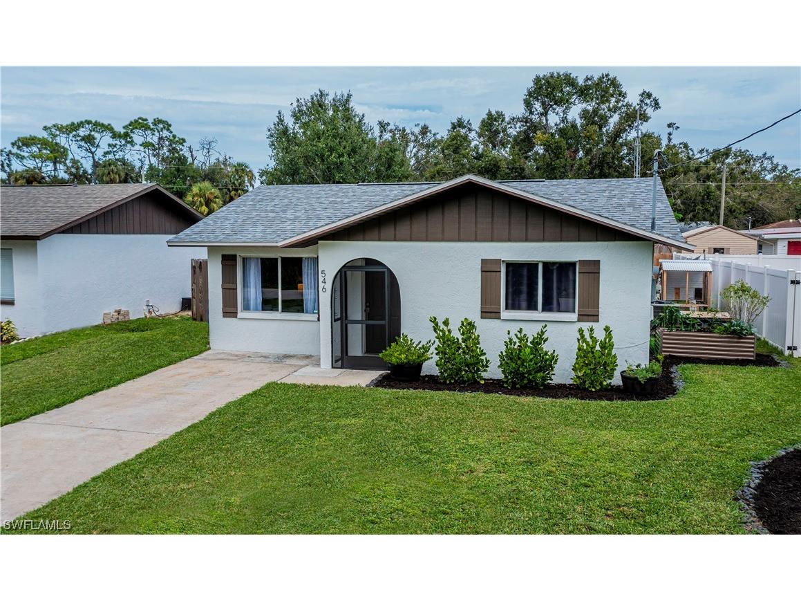 546 Redlin Street North Fort Myers FL 33903 223073819 image1