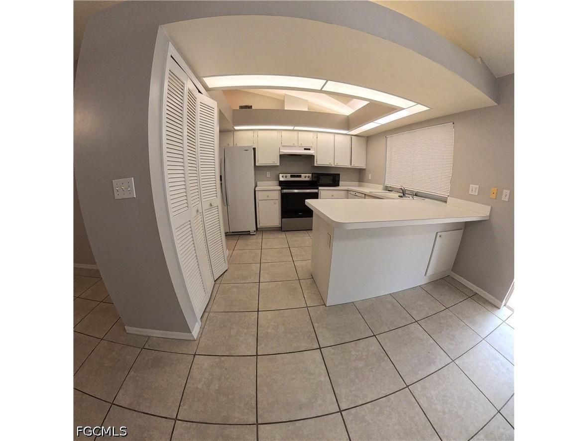 546 Whispering Wind Bend Lehigh Acres FL 33974 2026025201 image17