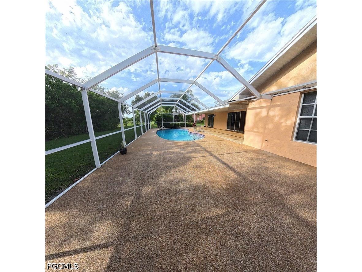 546 Whispering Wind Bend Lehigh Acres FL 33974 2026025201 image20