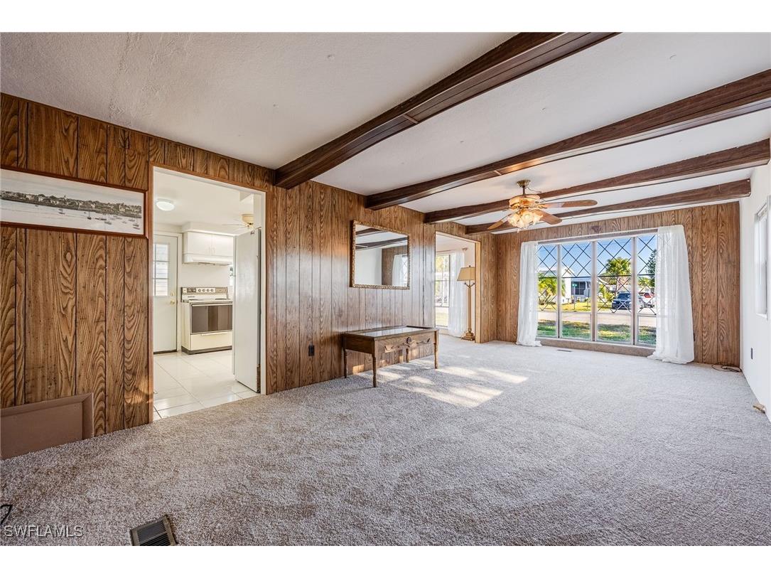 5460 Forest Park Drive North Fort Myers FL 33917 225037103 image1
