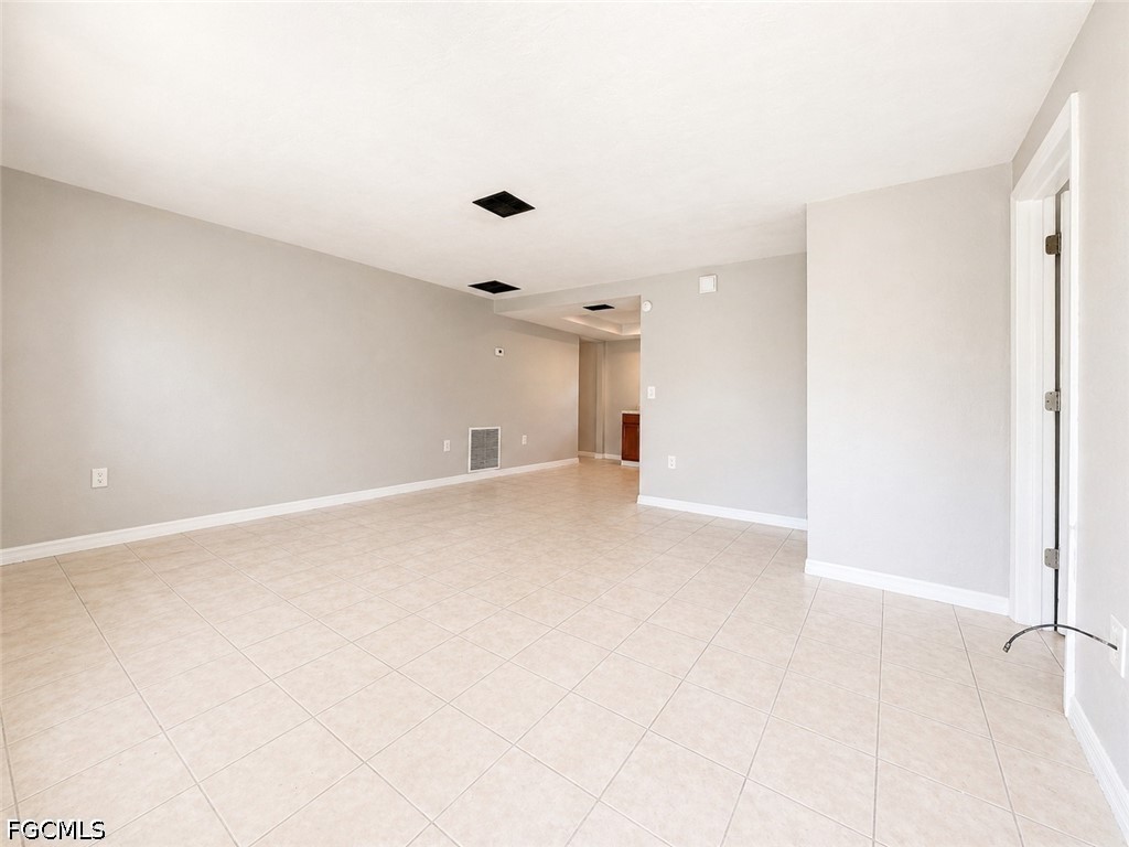 5461 11th Avenue Fort Myers FL 33907 2026019542 image1