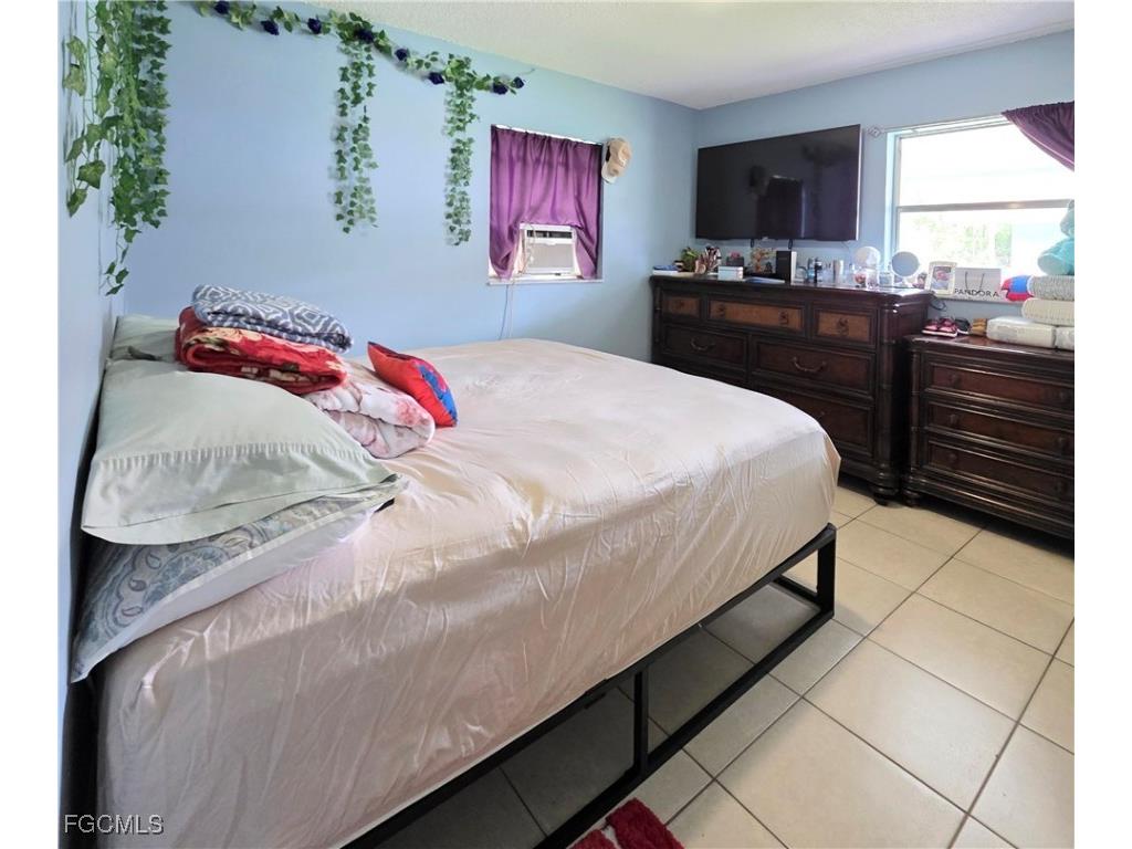 5462/5464 Tenth Avenue Fort Myers FL 33907 2025012715 image10
