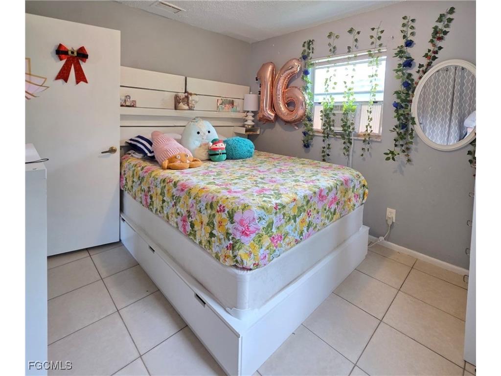 5462/5464 Tenth Avenue Fort Myers FL 33907 2025012715 image12