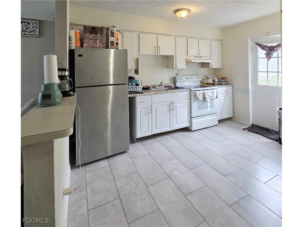 5462/5464 Tenth Avenue Fort Myers FL 33907 2025012715 image16