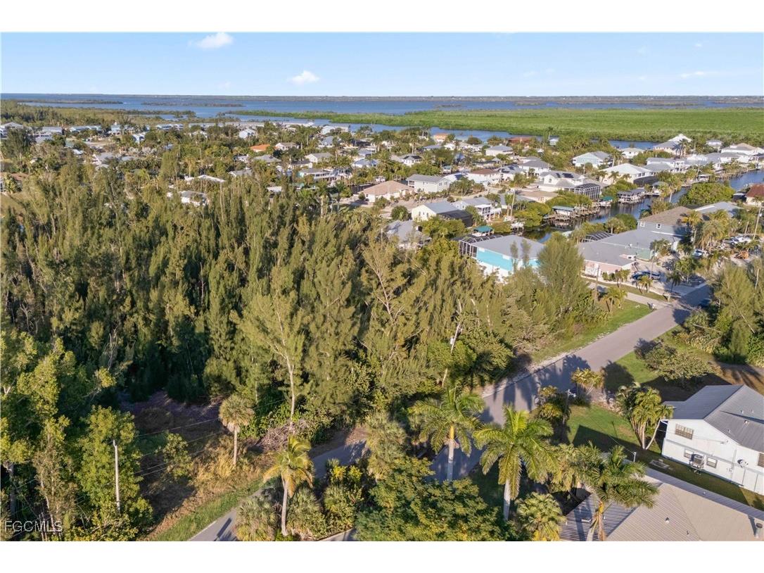 5464 Ann Arbor Drive Bokeelia FL 33922 2025020674 image3