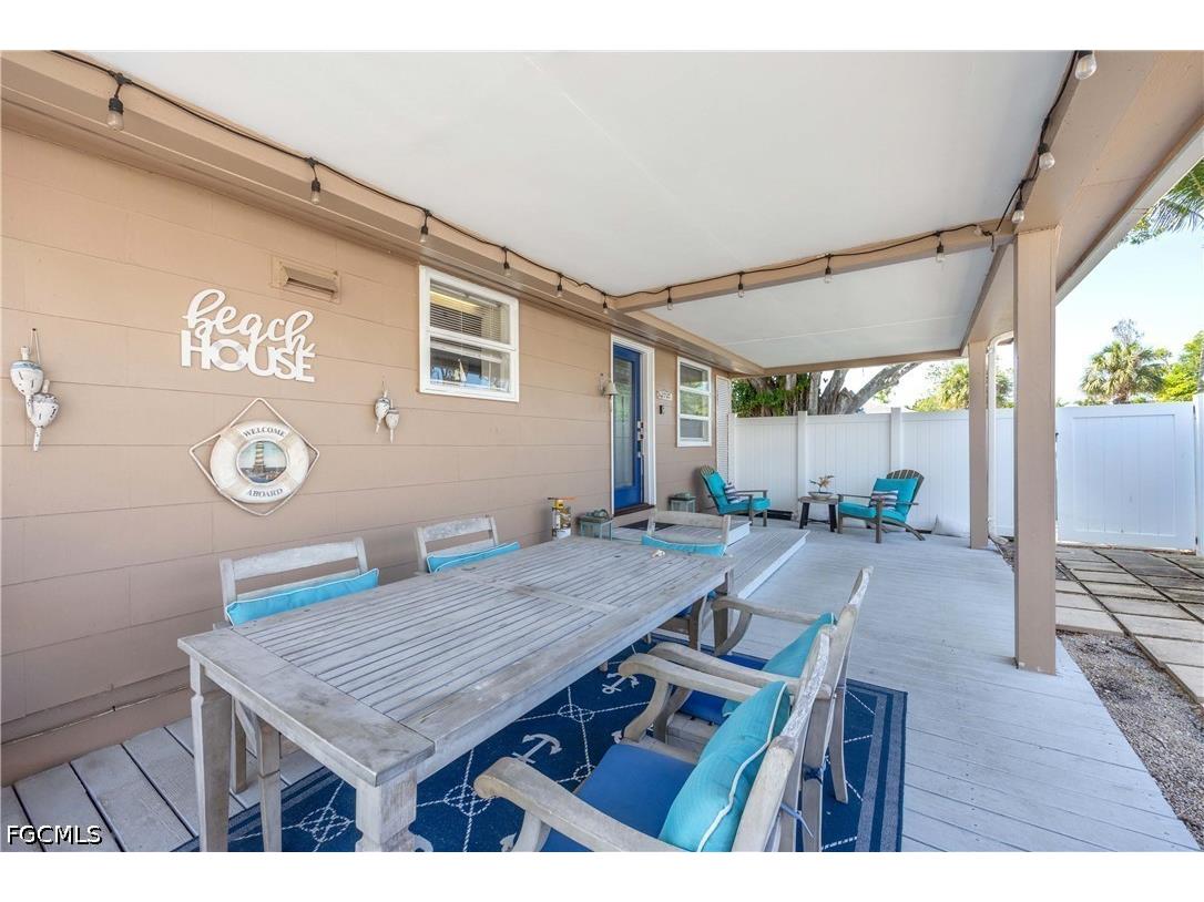 547 101st Avenue N Naples FL 34108 2026018607 image4