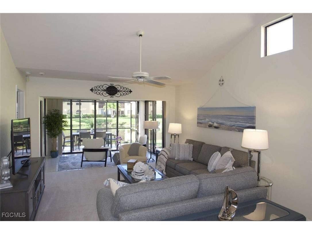 547 Beachwalk Circle Naples FL 34108 2025022264 image4