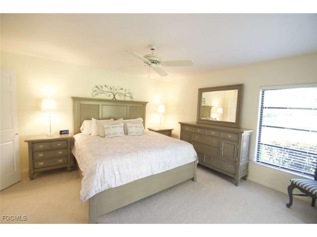 547 Beachwalk Circle Naples FL 34108 2025022264 image9