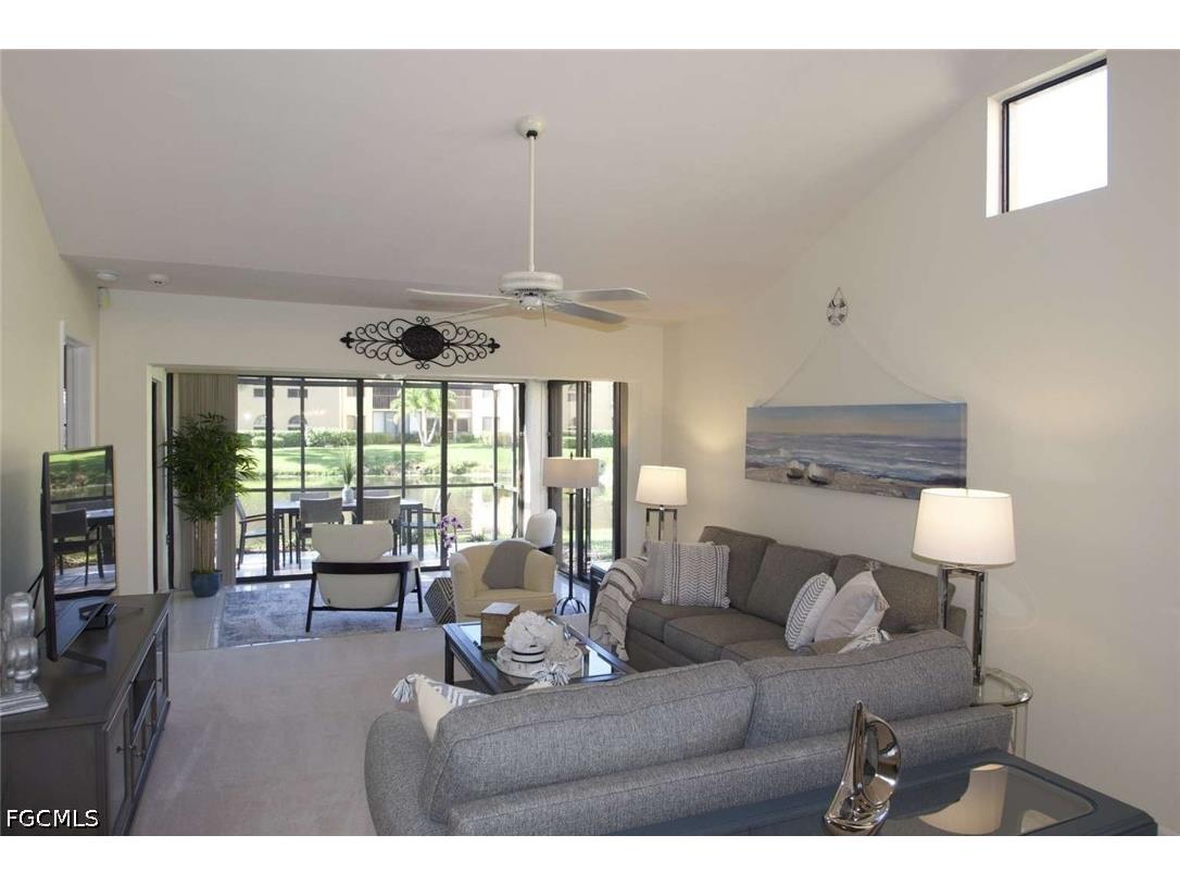 547 Beachwalk Circle Naples FL 34108 2026024429 image4