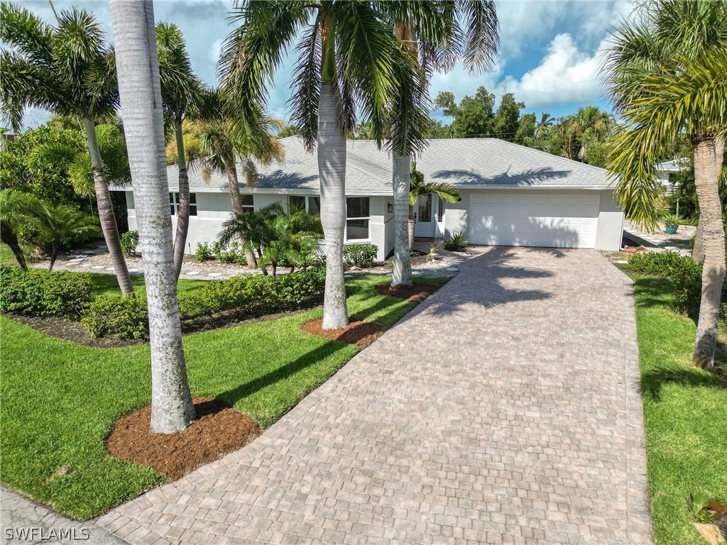 547 Chert Court Sanibel FL 33957 224046169 image1