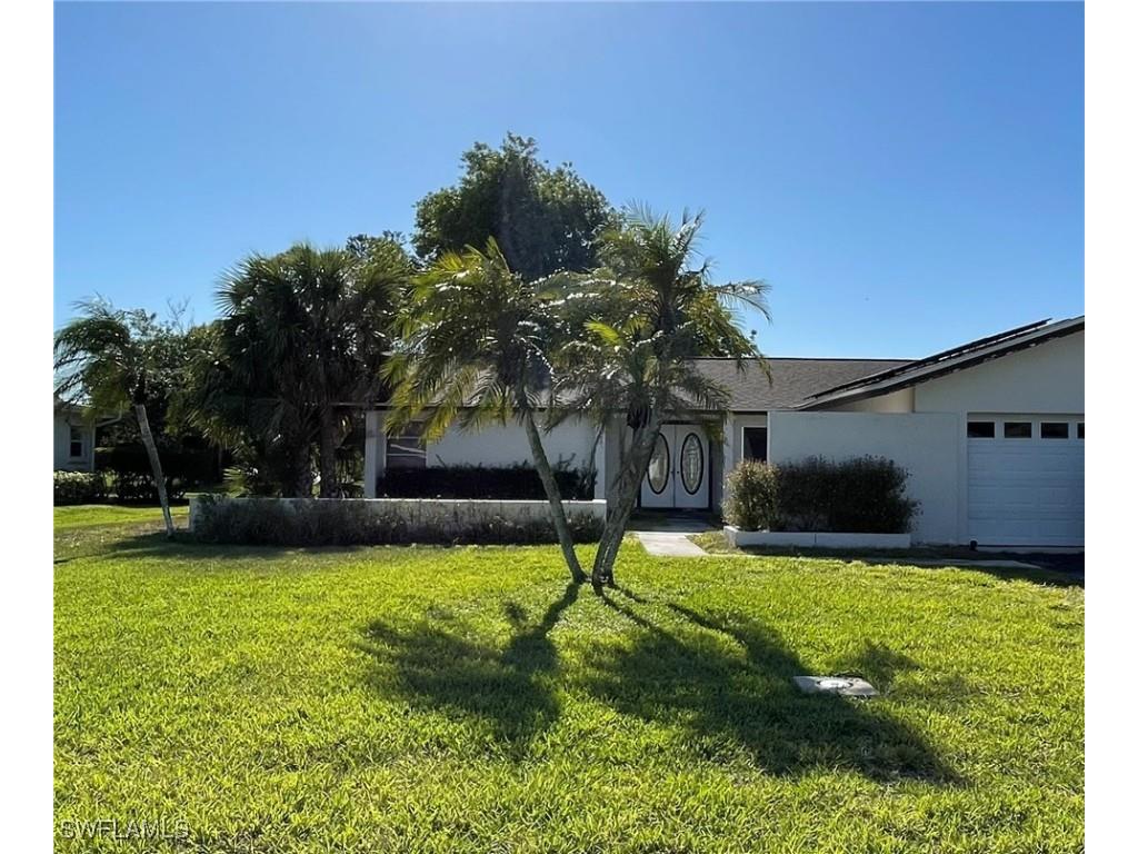 547 Eastwood Drive Naples FL 34110 225072712 image1