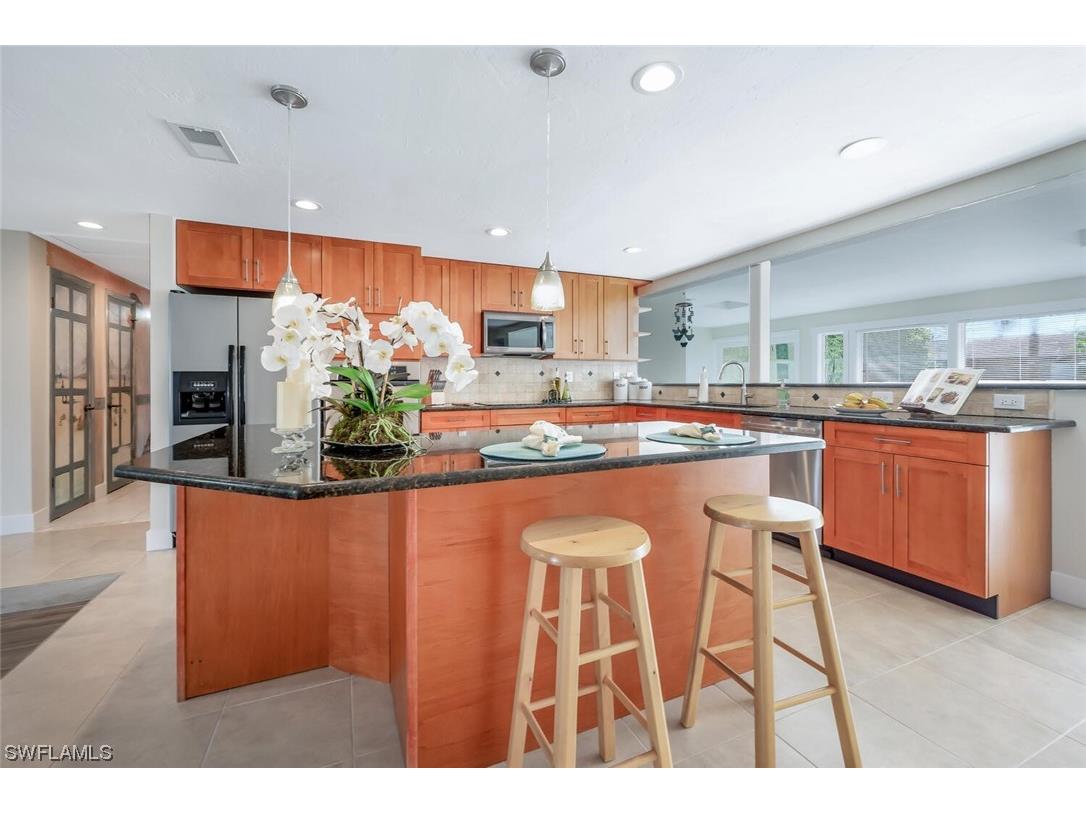 5470 25th Place SW Naples FL 34116 223070943 image1