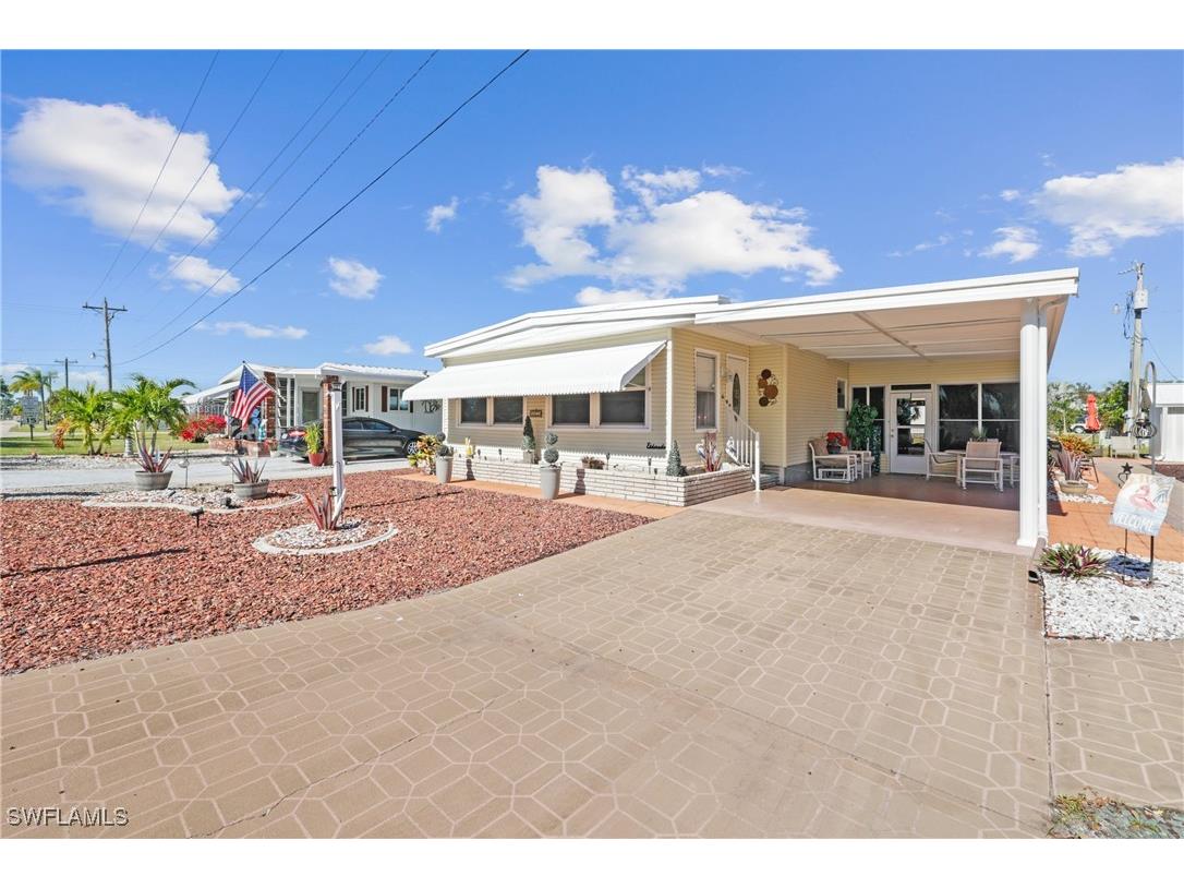 5471 Forest Park Drive North Fort Myers FL 33917 224097053 image1